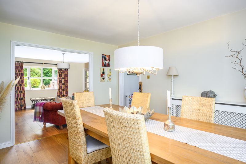 Dining Room- click for photo gallery